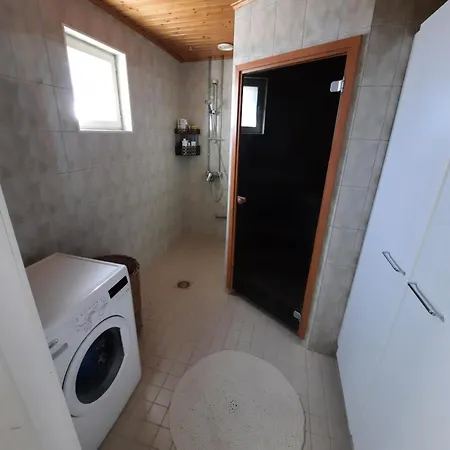 Kotoisa Rivitalokaksio Lammilla & Easy Check In Appartement Lammi