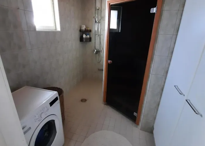 Kotoisa Rivitalokaksio Lammilla & Easy Check In Appartement Lammi