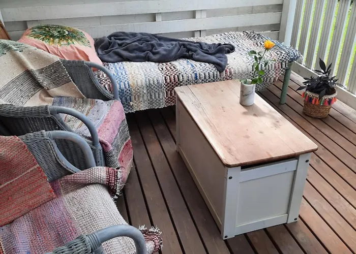 Kotoisa Rivitalokaksio Lammilla & Easy Check In